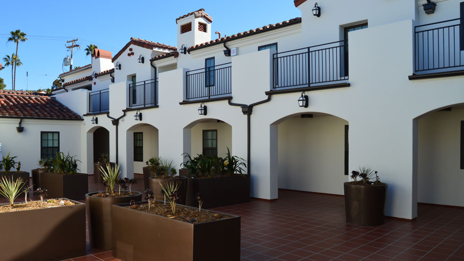Huelga conservador poetas Las Palmas Community - Family Housing in San Clemente, CA | National CORE®